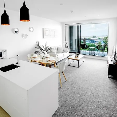 Chelseabay Modern Apartments